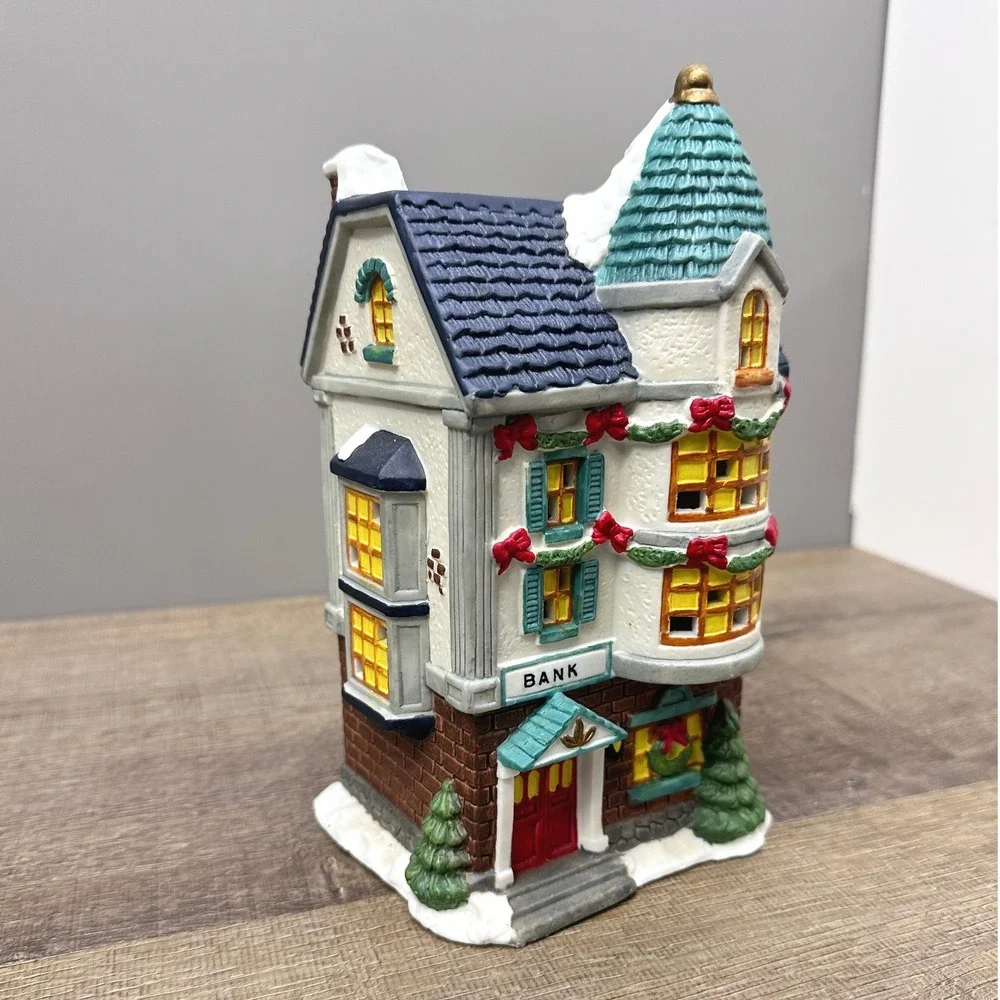 Winter Valley Cottages Porcelain Lighted House Bank Christmas Village